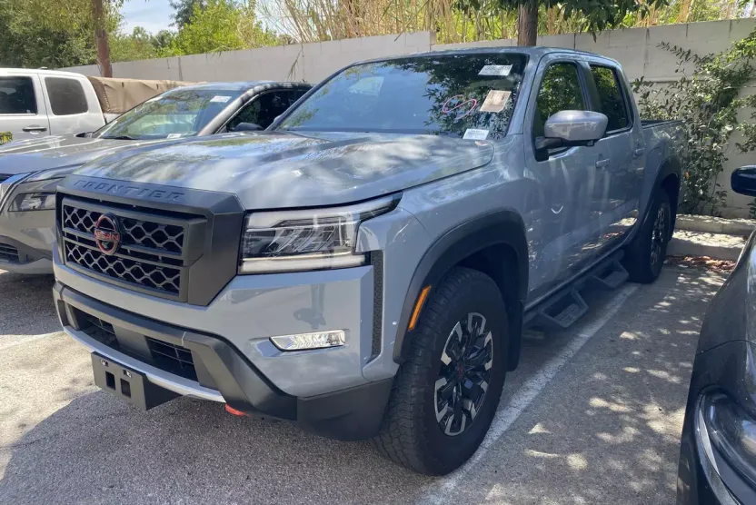 2023 Nissan Frontier S Crew Cab photo 1