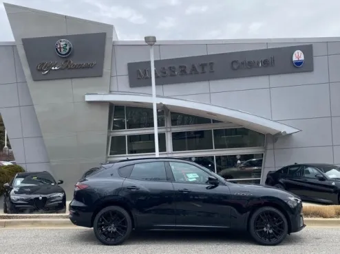 2024 Maserati Levante Modena photo 4