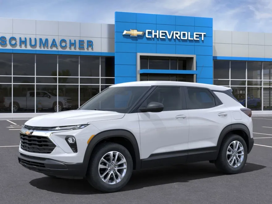 2024 Chevrolet Trailblazer LS photo 1