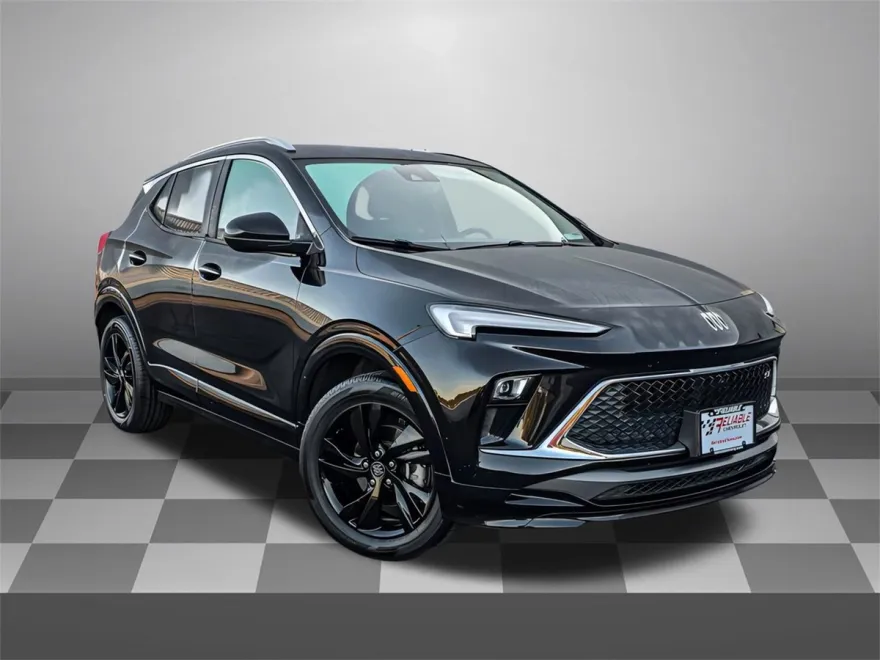 2024 Buick Encore GX Sport Touring photo 1