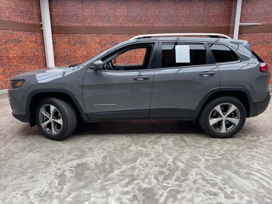 2021 Jeep Cherokee Limited photo 1