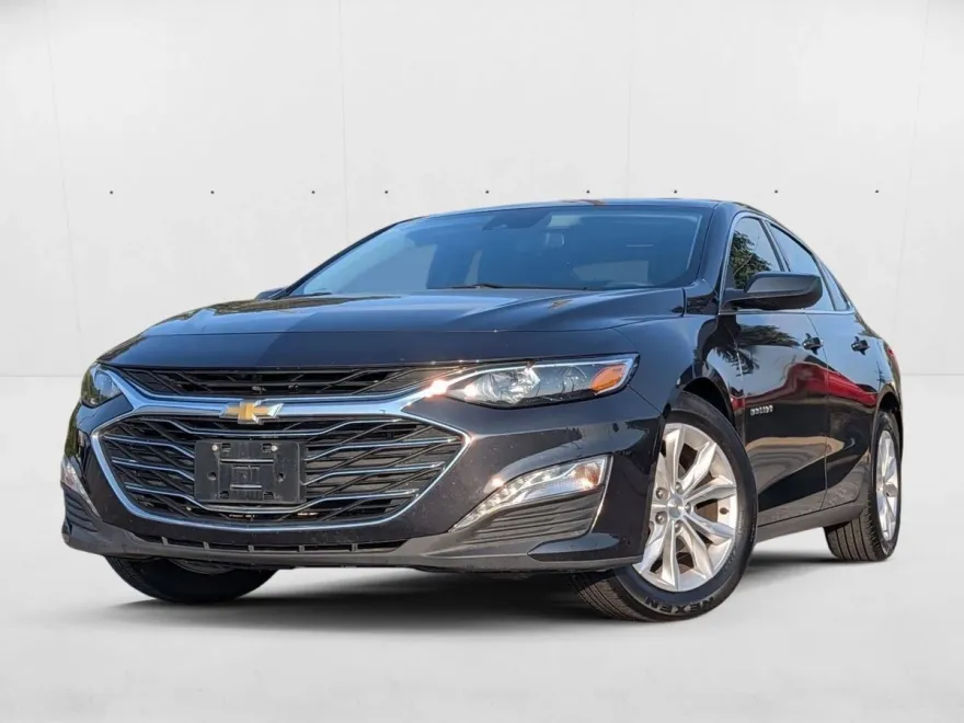 2023 Chevrolet Malibu 1LT photo 1