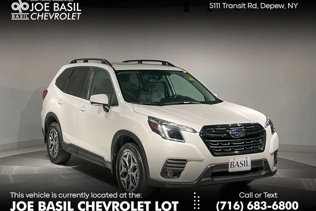 2022 Subaru Forester Premium photo 1