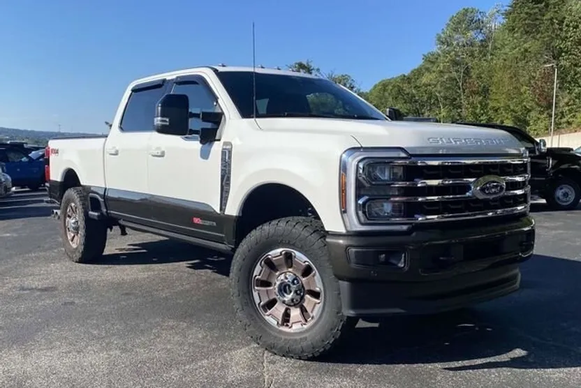 2024 Ford F-350 King Ranch photo 1
