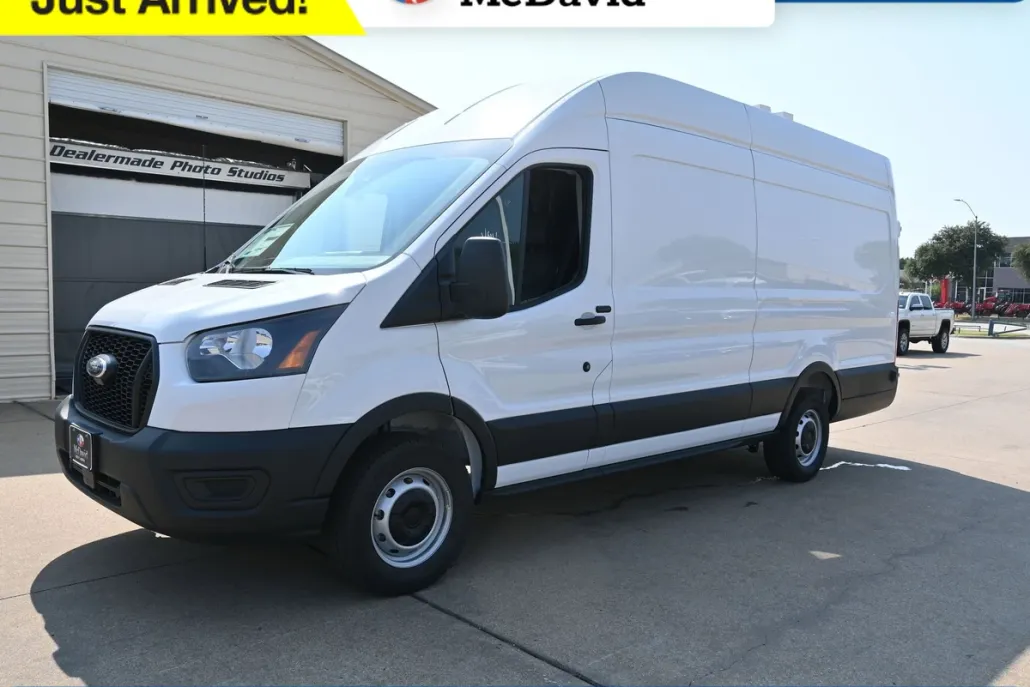 2025 Ford Transit photo 1