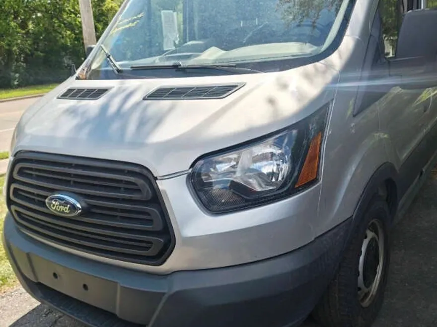 2018 Ford Transit Cargo Van photo 1