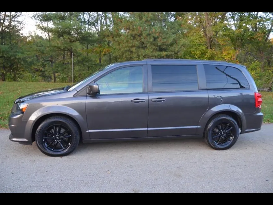 2019 Dodge Grand Caravan GT photo 1