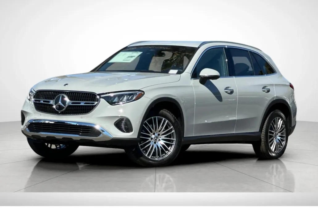 2026 Mercedes Benz GLC 300 photo 1