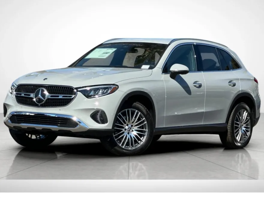 2026 Mercedes Benz GLC 300 photo 1