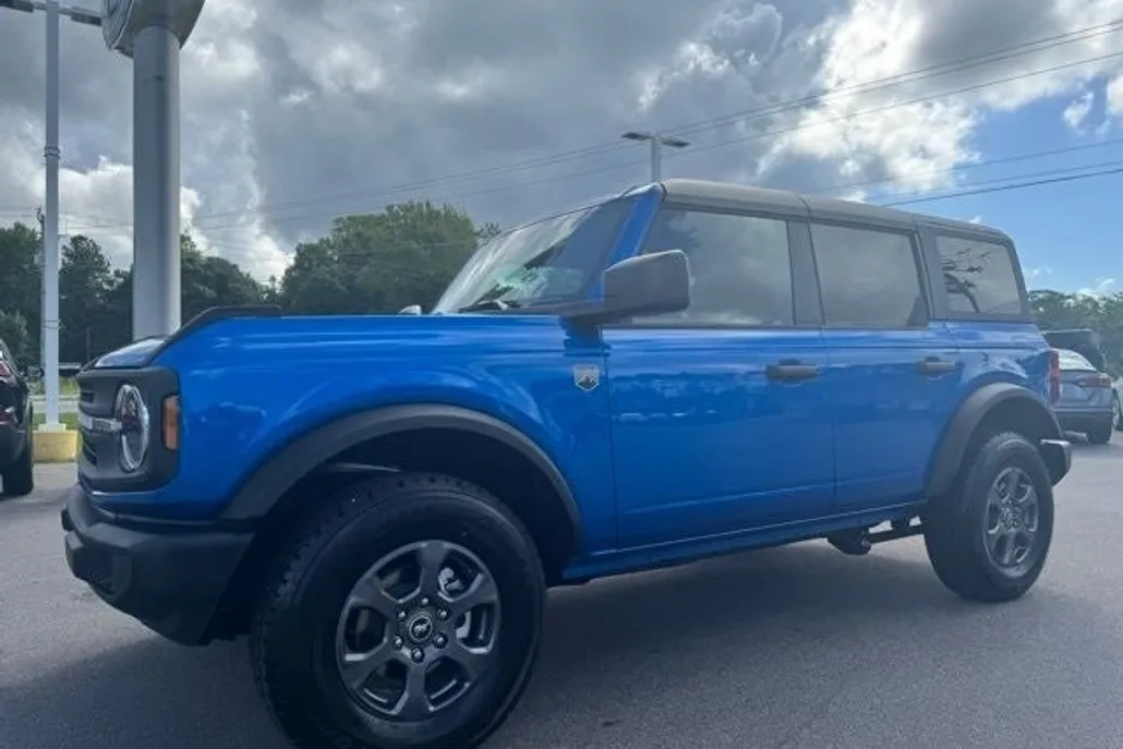 2025 Ford Bronco Big Bend photo 1