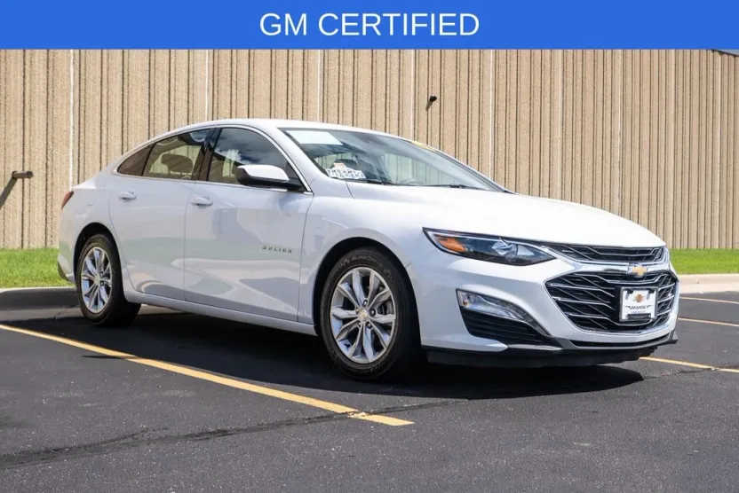 2023 Chevrolet Malibu 1LT photo 1