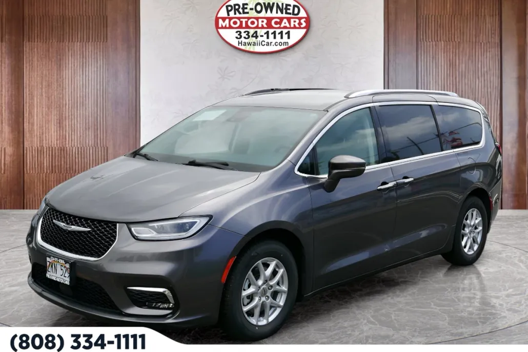 2021 Chrysler Pacifica Touring L photo 1