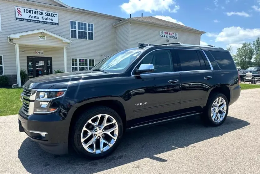 2017 Chevrolet Tahoe Premier photo 1