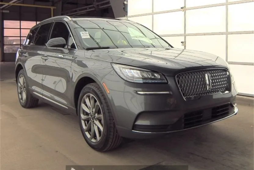 2022 Lincoln Corsair Standard photo 1