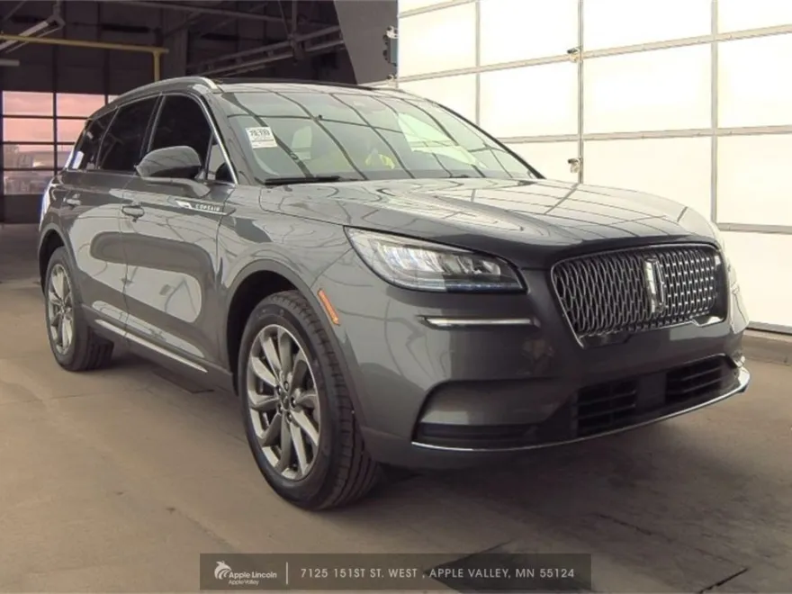 2022 Lincoln Corsair Standard photo 1