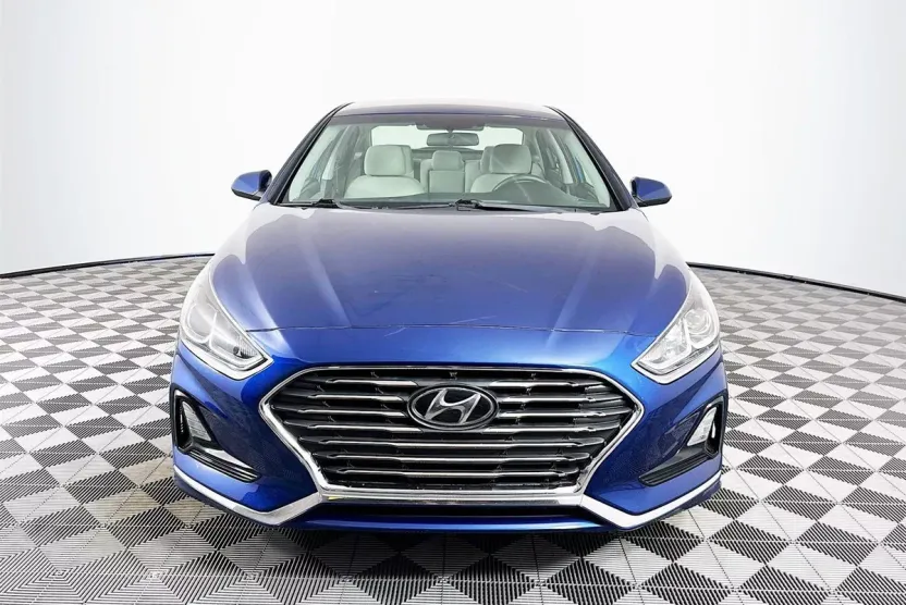 2018 Hyundai Sonata SE photo 1