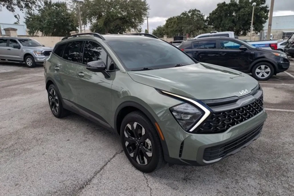 2023 Kia Sportage X-Line photo 1
