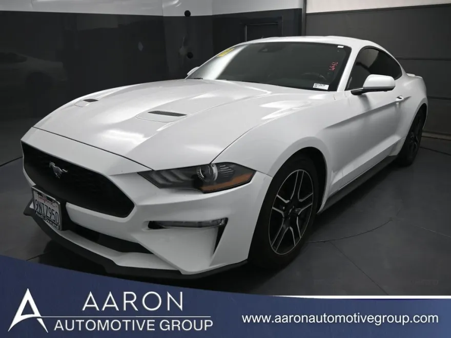 2022 Ford Mustang EcoBoost Premium photo 1