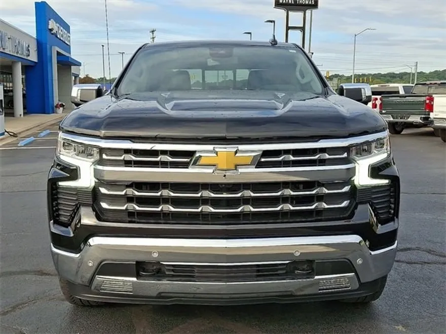 2024 Chevrolet Silverado 1500 LTZ photo 1