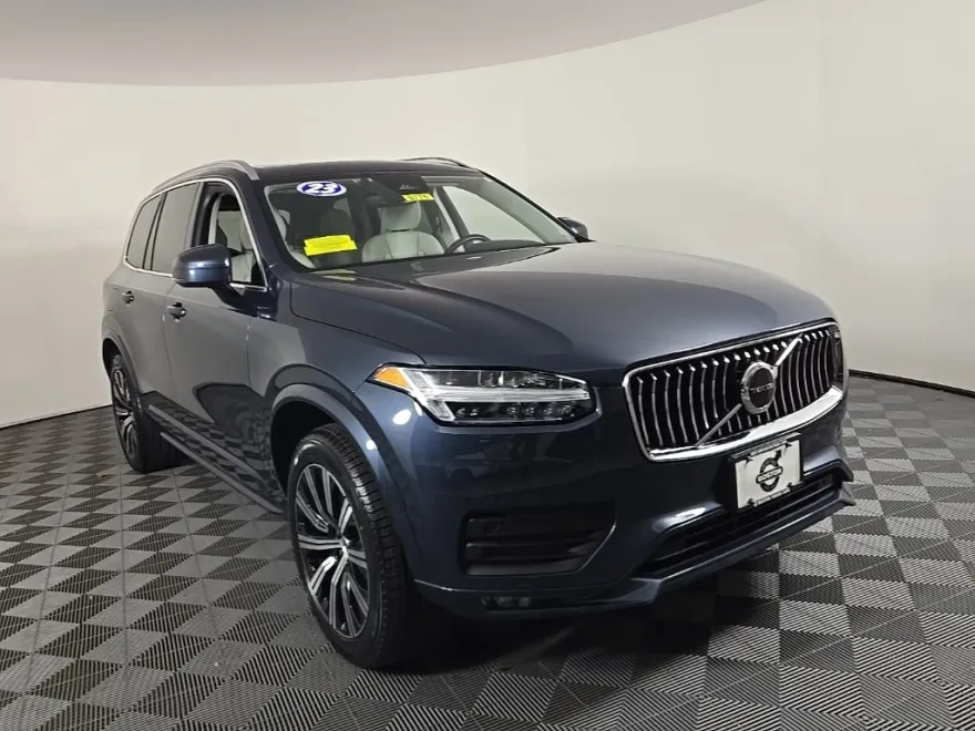 2023 Volvo XC90 Core photo 1