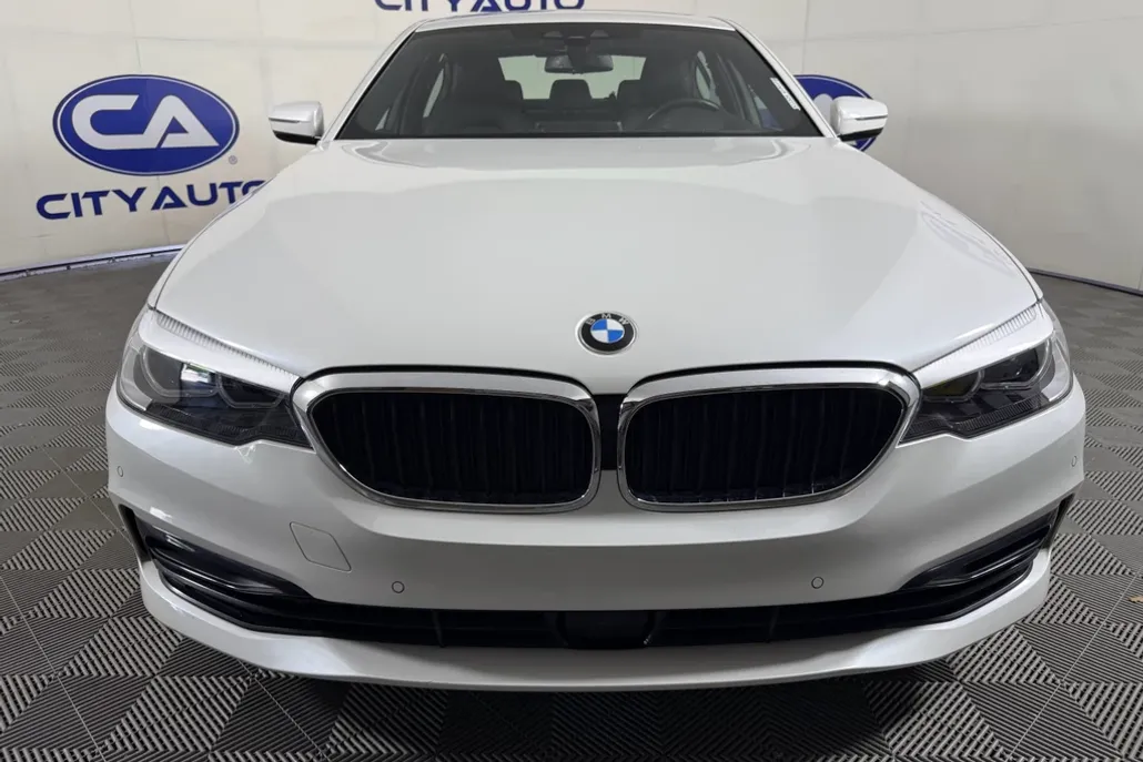 2019 Bmw 540i Sedan photo 1