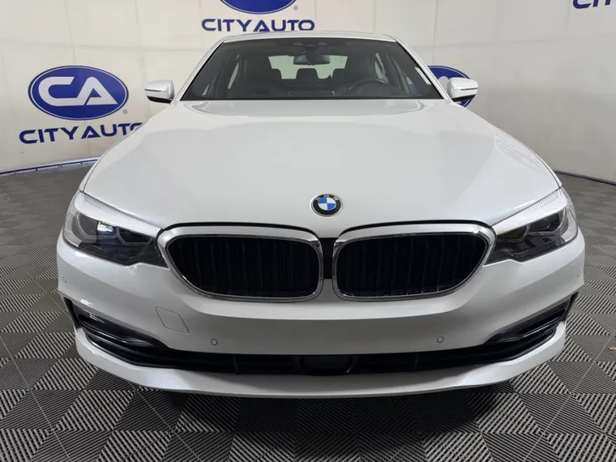 2019 Bmw 540i Sedan photo 1