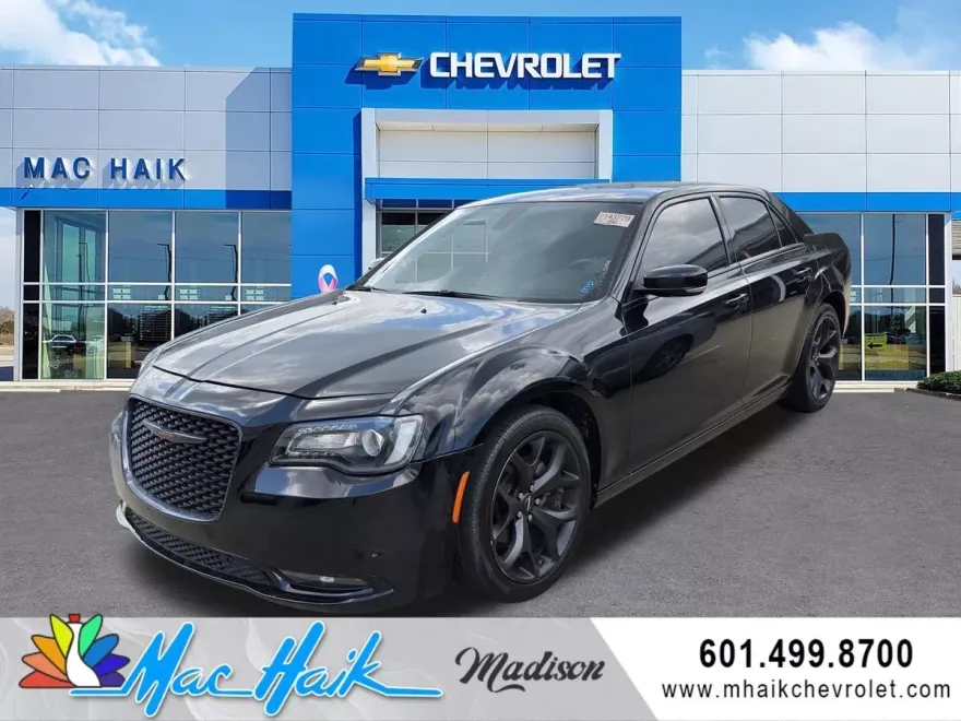 2022 Chrysler 300 S photo 1
