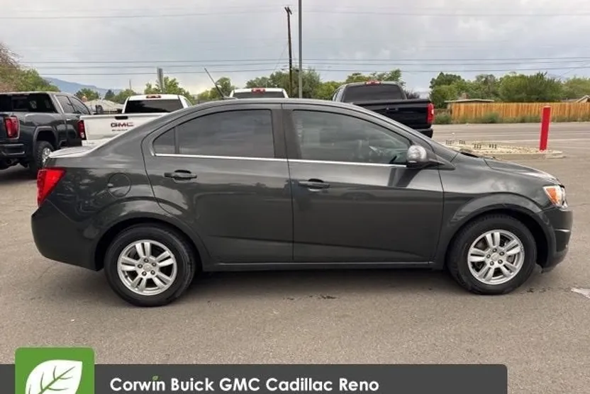 2014 Chevrolet Sonic LT photo 1