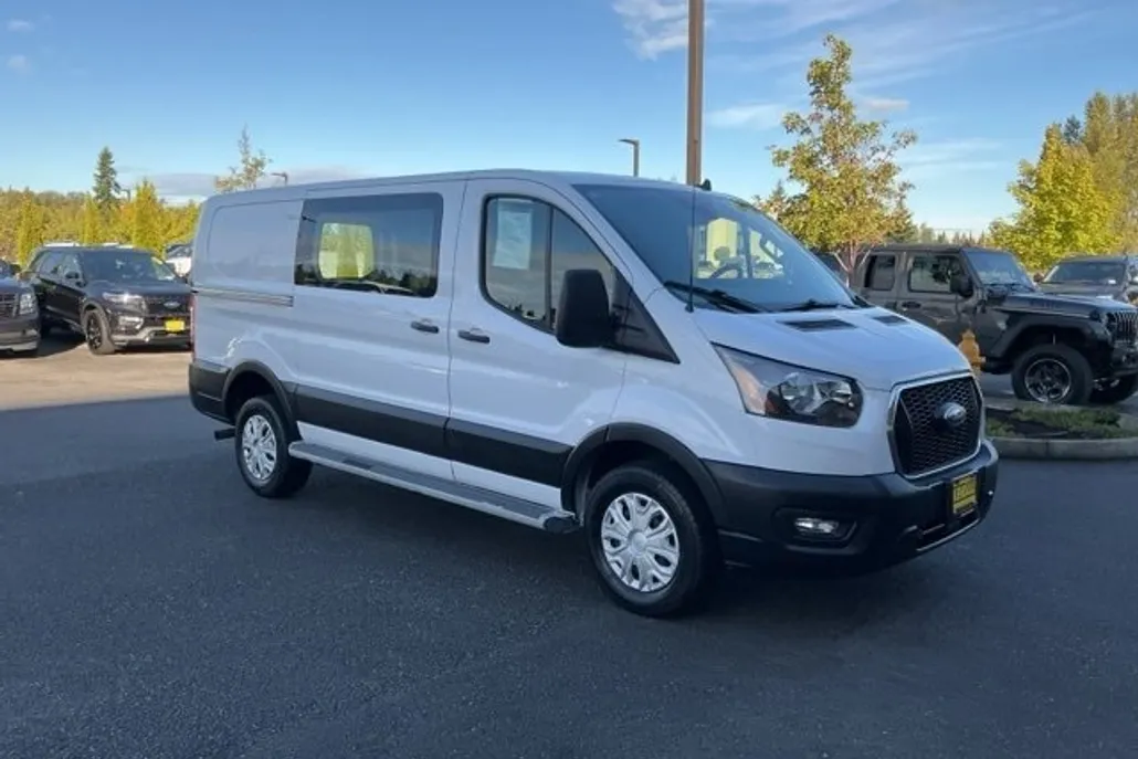 2023 Ford Transit photo 1