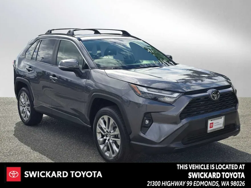 2022 Toyota RAV4 XLE Premium photo 1