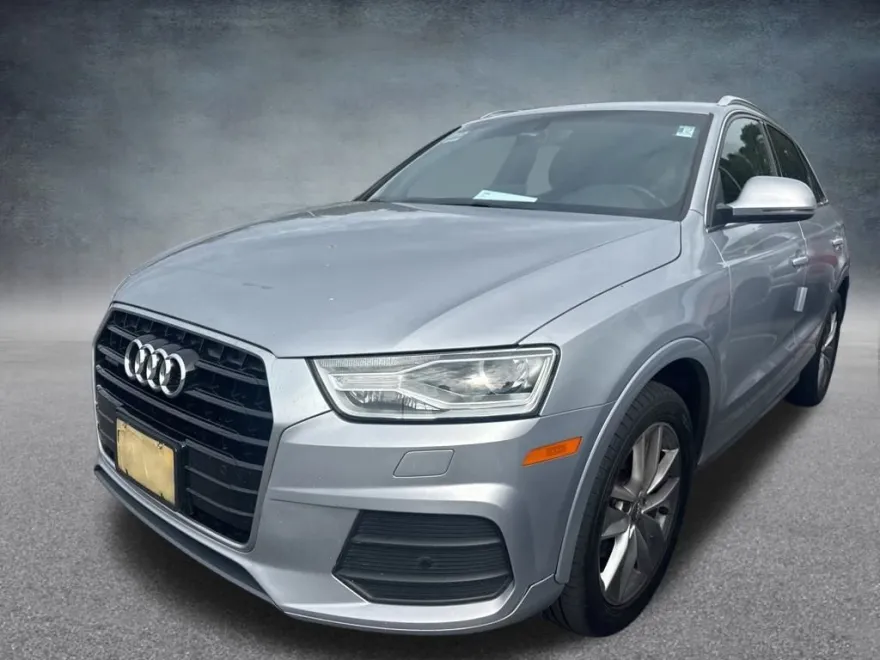 2016 Audi Q3 Premium Plus photo 1