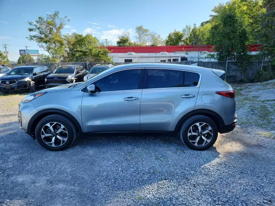 2020 Kia Sportage LX photo 1