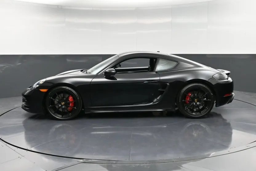 2025 Porsche Cayman GTS 4.0 photo 1