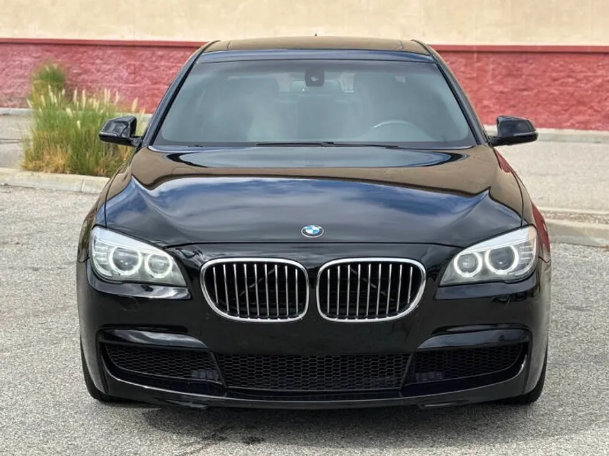 2013 Bmw 740Li Sedan photo 1