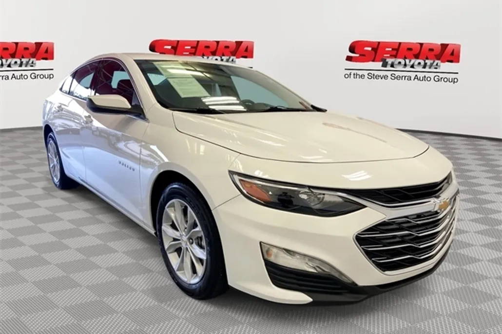 2025 Chevrolet Malibu 1LT photo 1