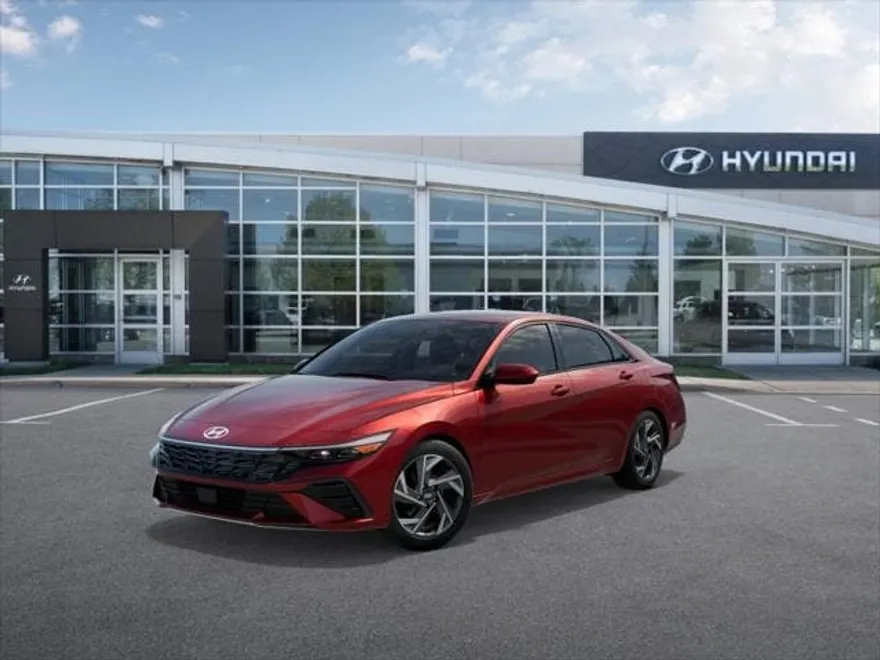 2025 Hyundai Elantra SEL Convenience photo 1