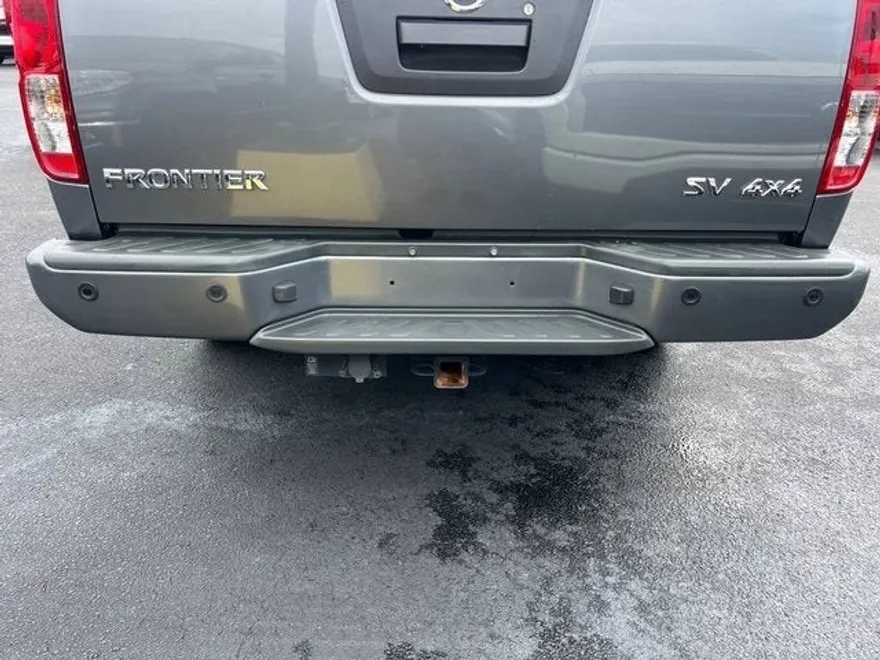 2020 Nissan Frontier Crew Cab SV photo 1