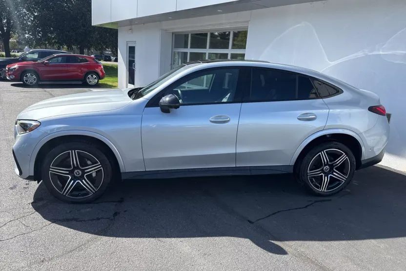 2024 Mercedes Benz GLC 300 Coupe photo 1