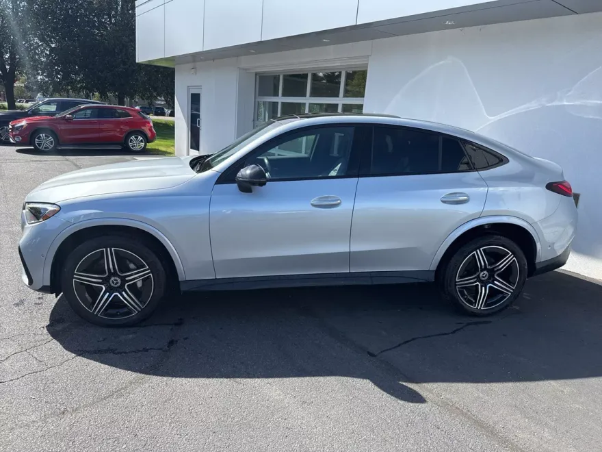 2024 Mercedes Benz GLC 300 Coupe photo 1