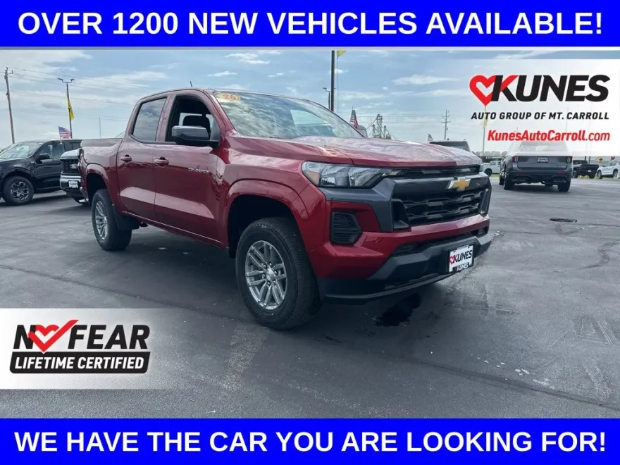 2026 Chevrolet Colorado LT photo 1