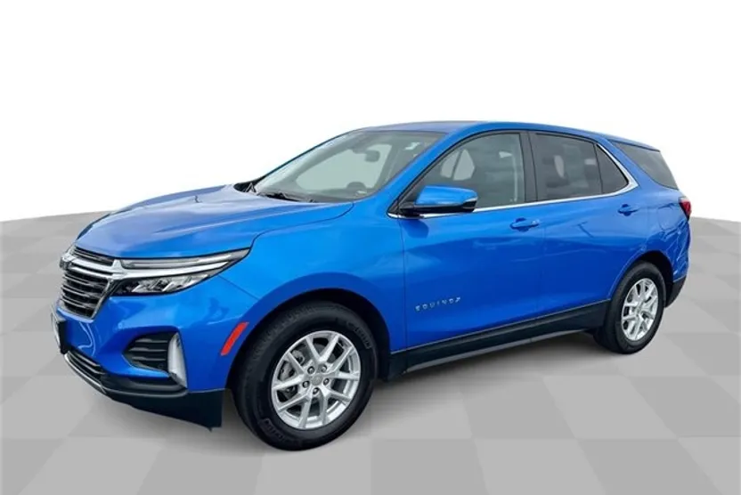 2024 Chevrolet Equinox LT photo 1