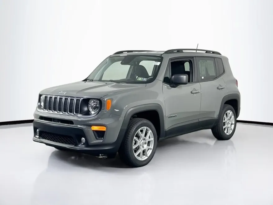 2022 Jeep Renegade Latitude photo 1