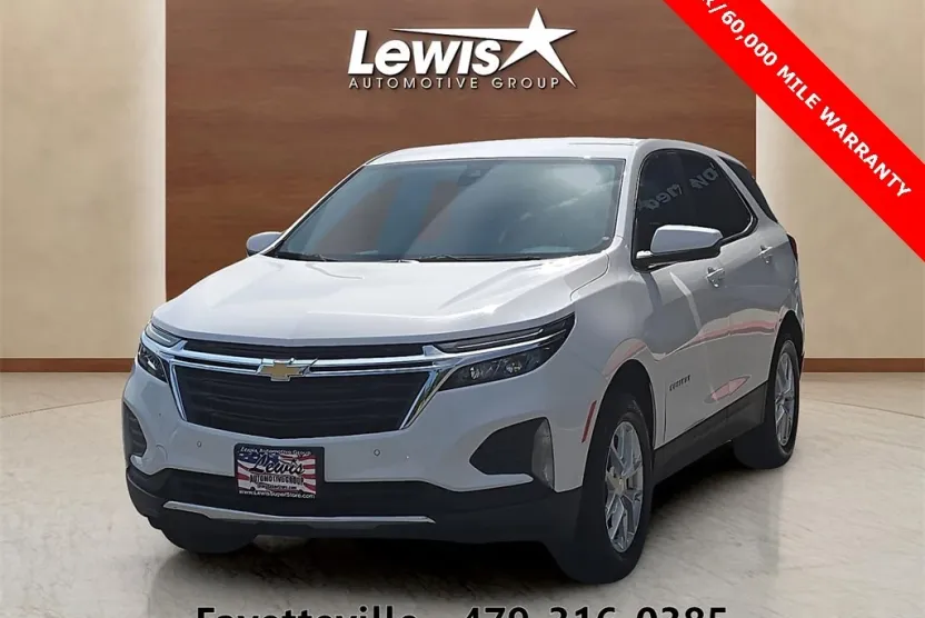 2024 Chevrolet Equinox LT photo 1