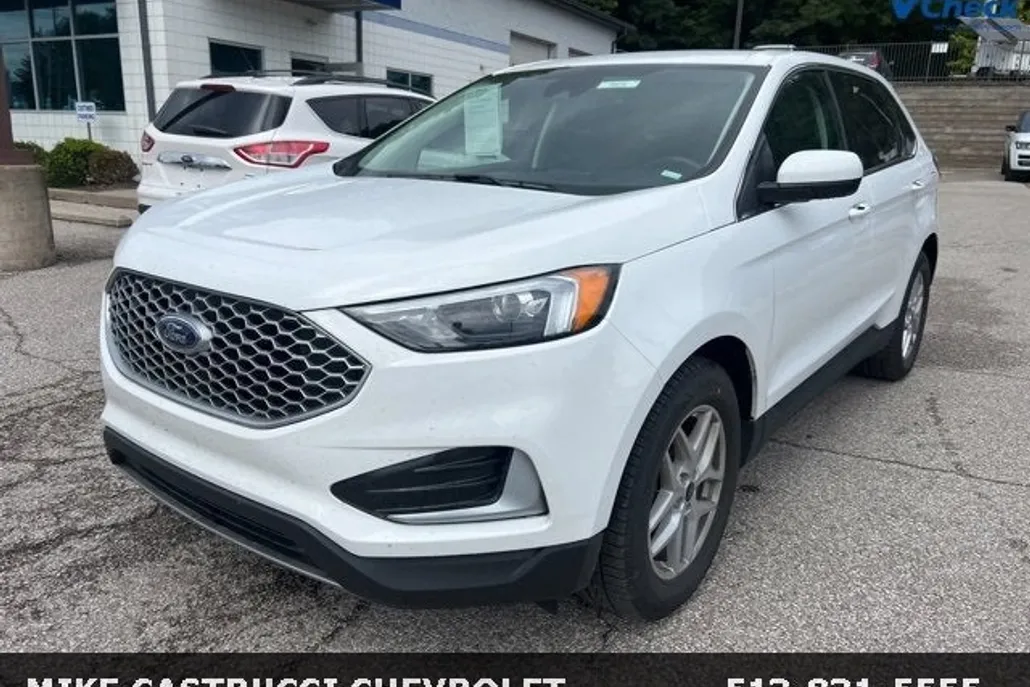 2024 Ford Edge SEL photo 1
