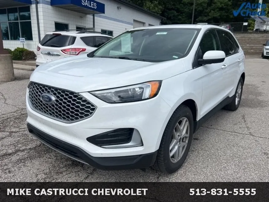 2024 Ford Edge SEL photo 1