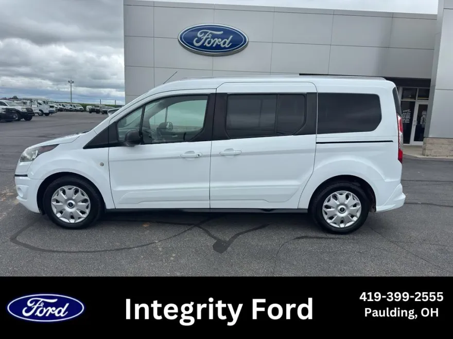 2015 Ford Transit Connect XLT photo 1