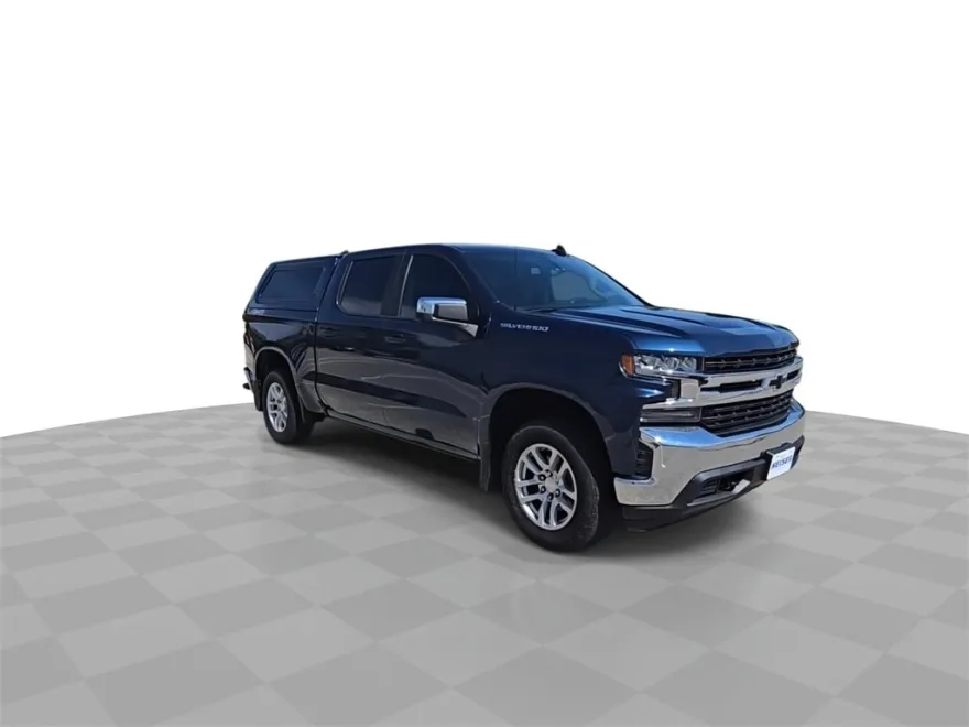 2019 Chevrolet Silverado 1500 LT photo 1