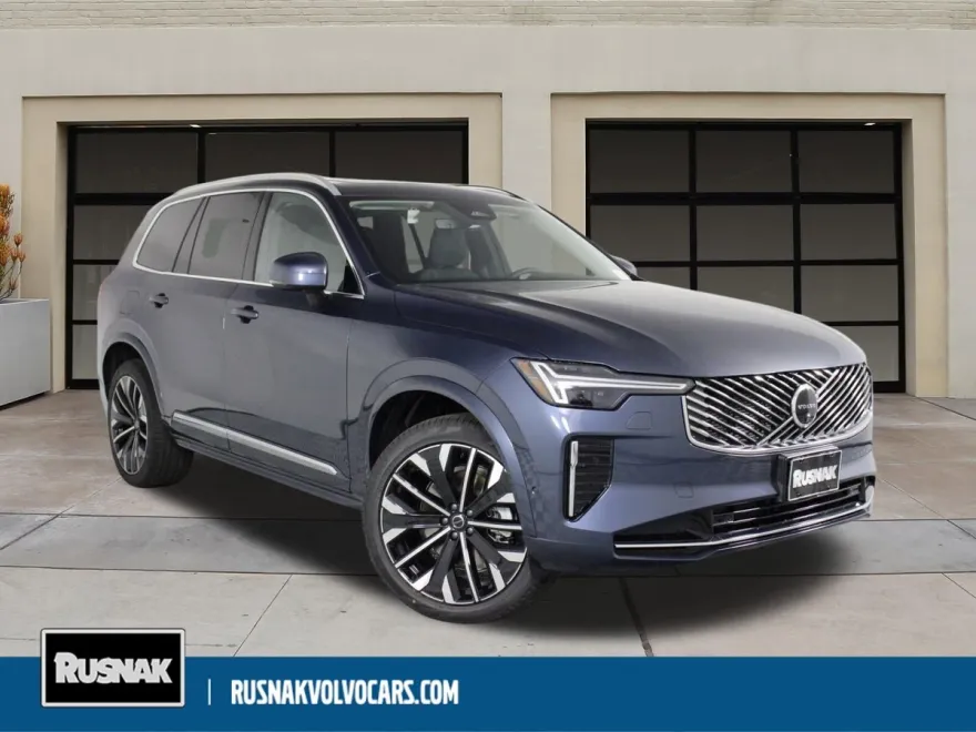 2025 Volvo XC90 Plus photo 1
