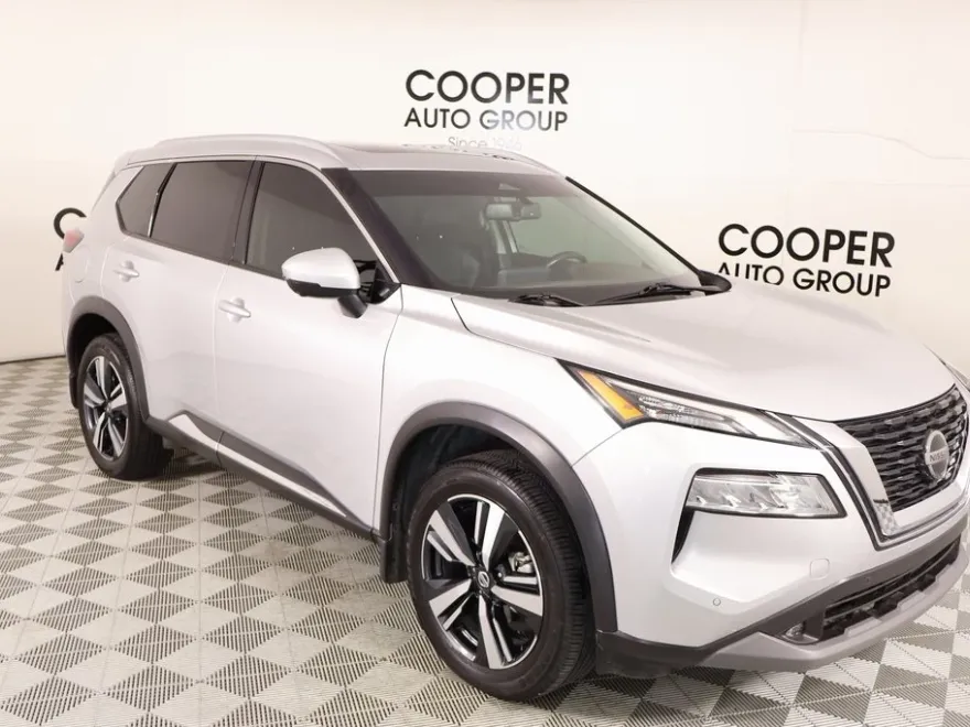2021 Nissan Rogue SL photo 1