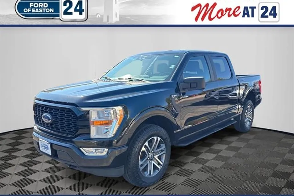 2022 Ford F-150 XL photo 1